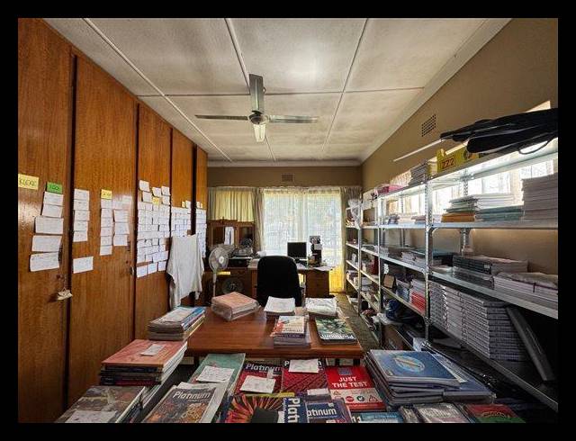 3 BEDROOM HOUSE FOR SALE IN RHODESFIELD